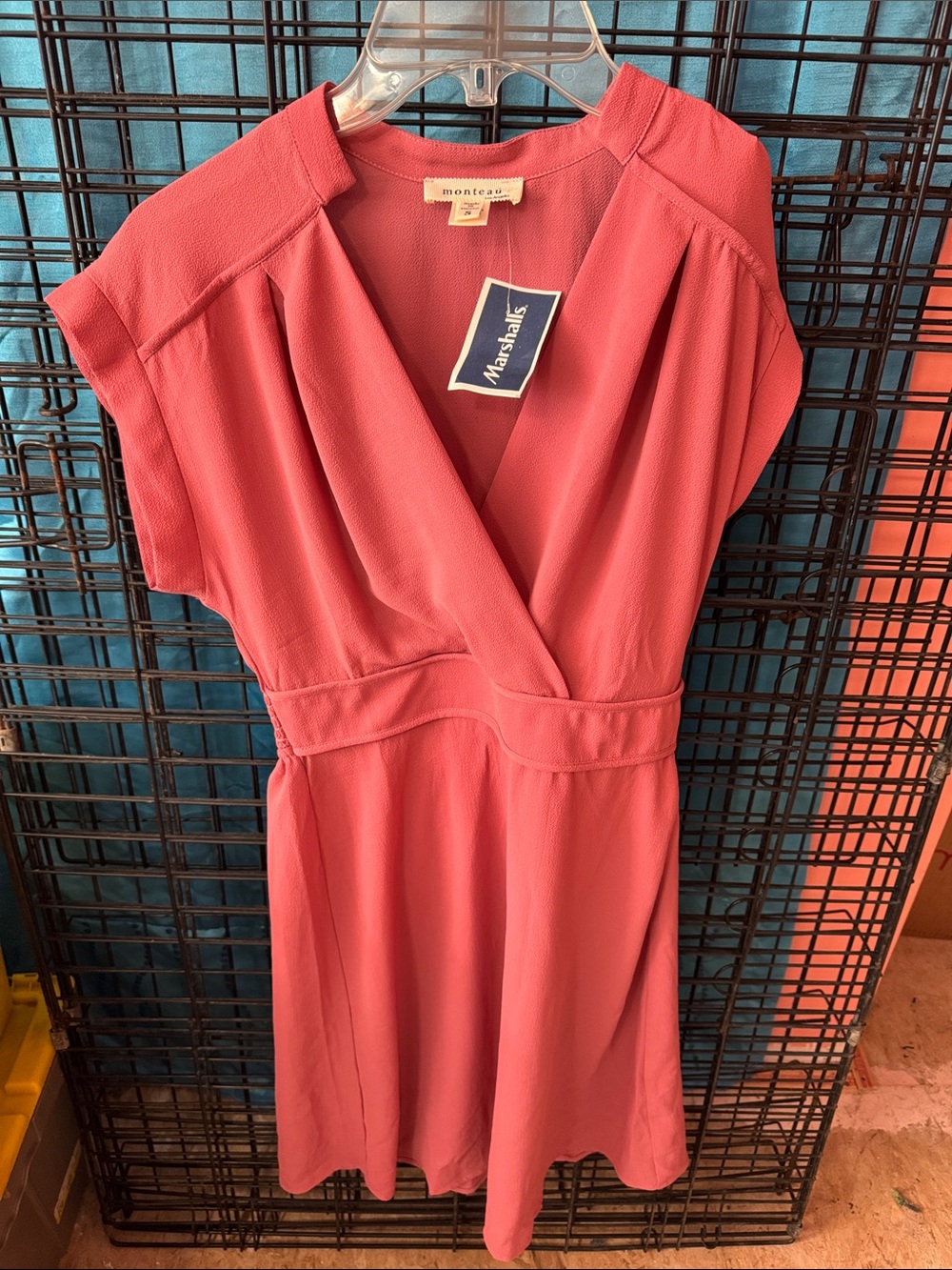Monteau Coral Midi Dress with V-Neck and Waistband